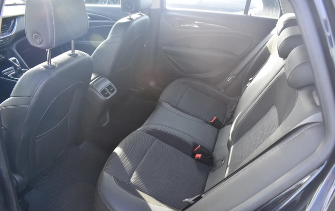 Opel Insignia cena 52200 przebieg: 156309, rok produkcji 2019 z Sieraków małe 529